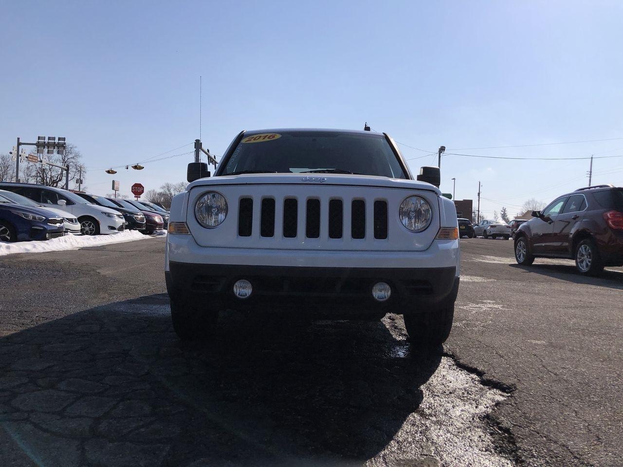 Jeep Patriot FWD 4dr Sport 2016