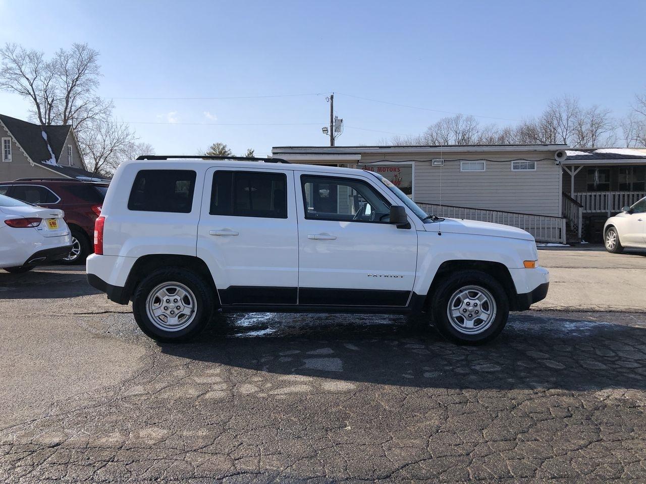 Jeep Patriot FWD 4dr Sport 2016