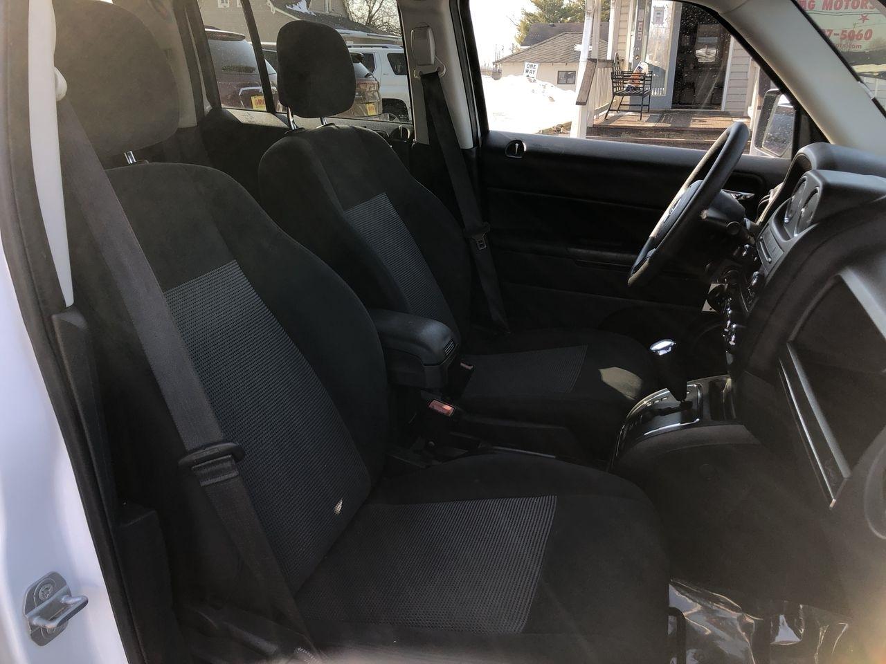 Jeep Patriot FWD 4dr Sport 2016