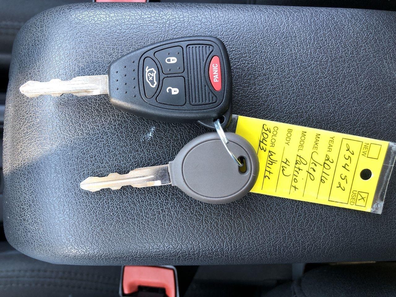 Jeep Patriot FWD 4dr Sport 2016