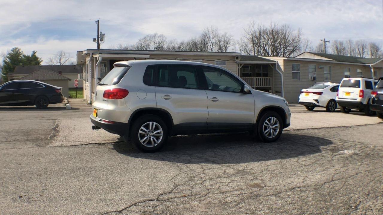 Volkswagen Tiguan 2WD 4dr Auto S 2013