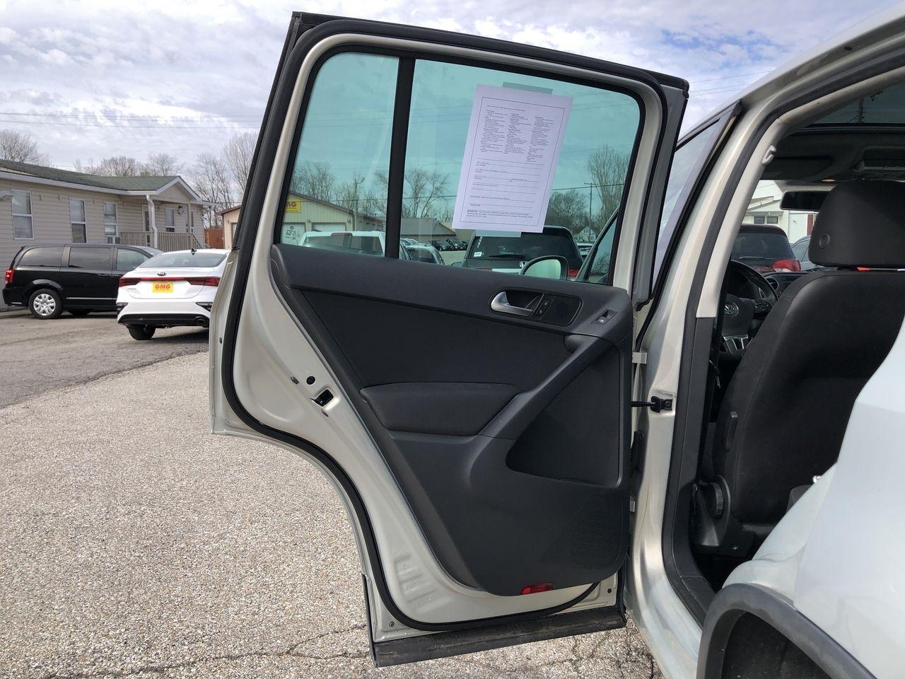 Volkswagen Tiguan 2WD 4dr Auto S 2013