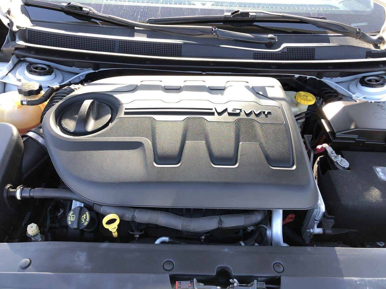 Chrysler 200 4dr Sdn S FWD 2016