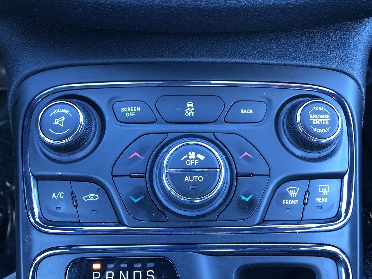 Chrysler 200 4dr Sdn S FWD 2016