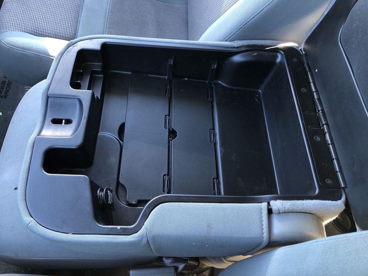 Dodge Ram 1500 4WD Quad Cab 140.5" SLT 2007