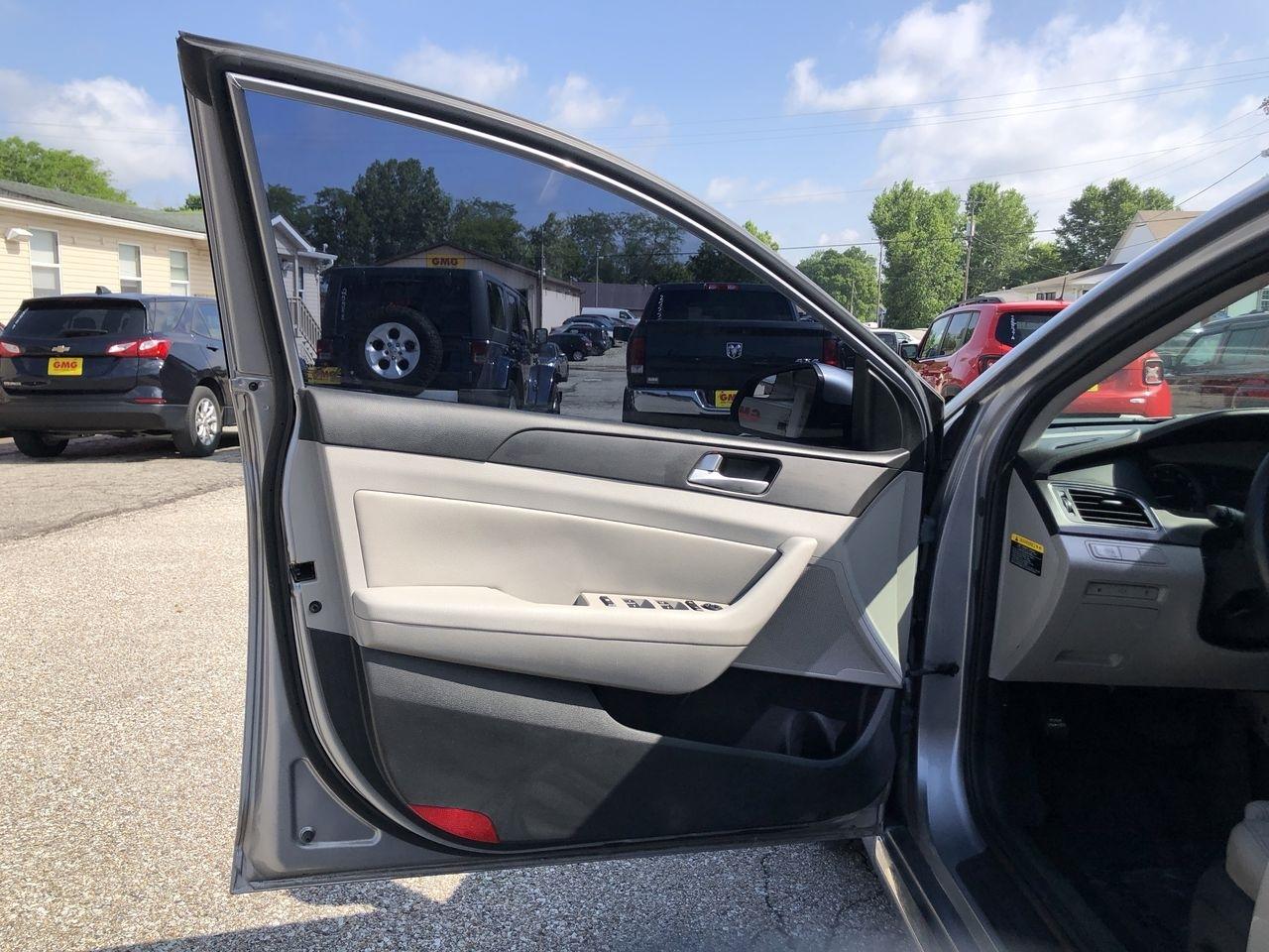 Hyundai Sonata Sport 2.4L 2017