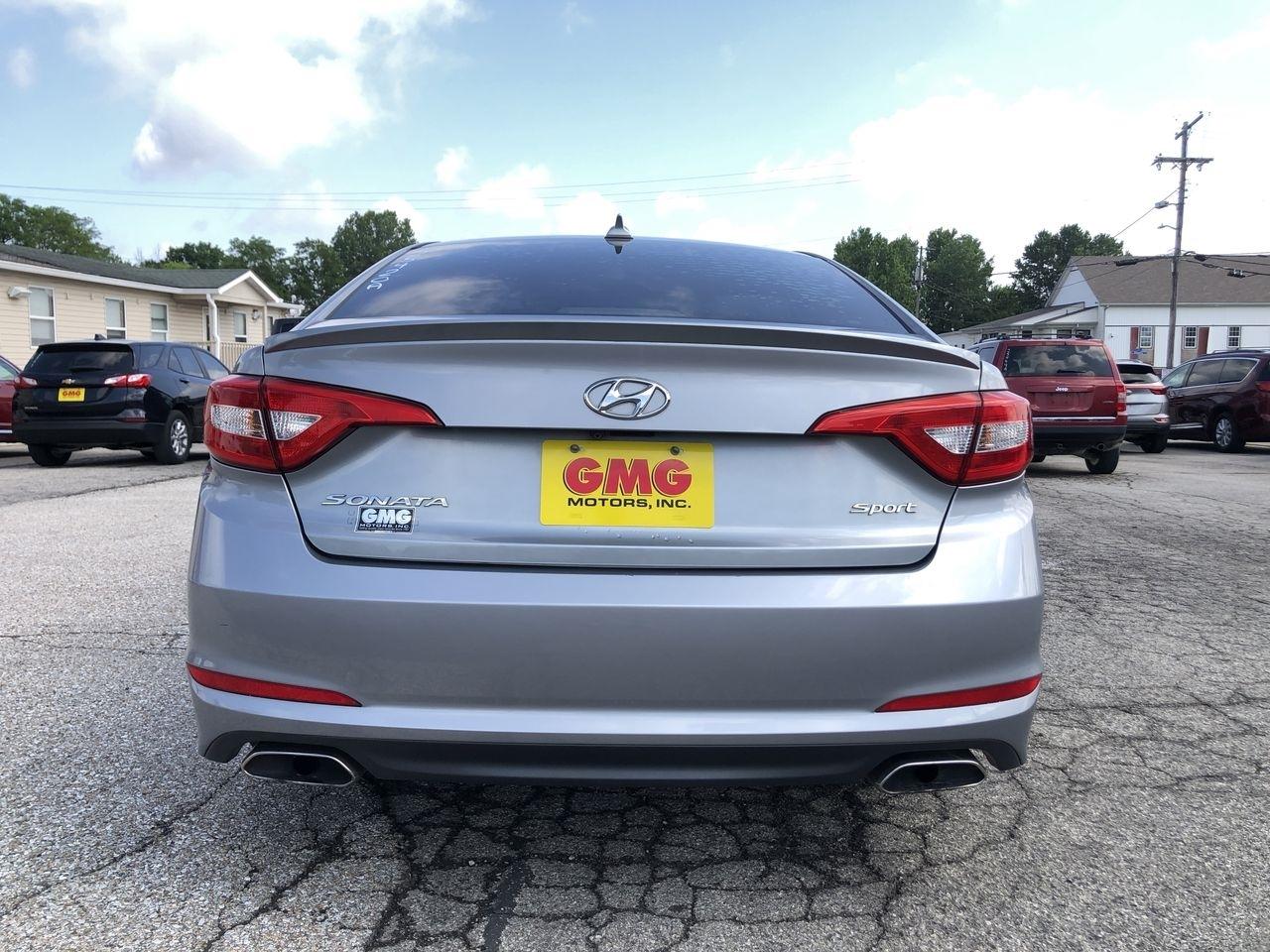 Hyundai Sonata Sport 2.4L 2017
