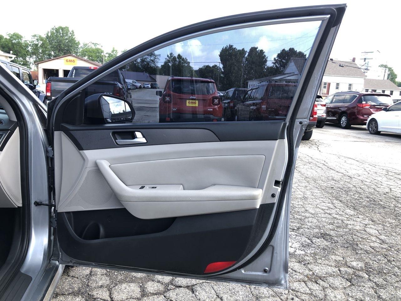 Hyundai Sonata Sport 2.4L 2017