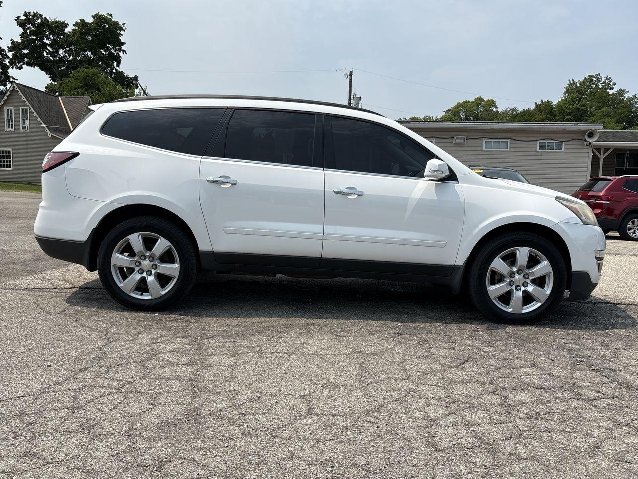 Chevrolet Traverse FWD 4dr LT w/1LT 2016