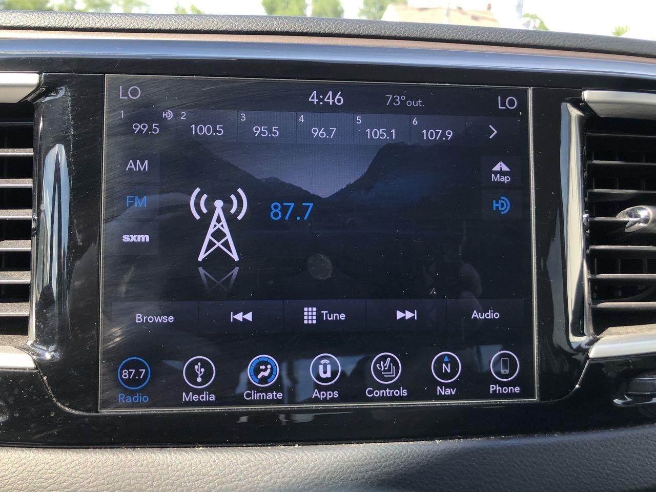 Chrysler Pacifica Touring L FWD 2018