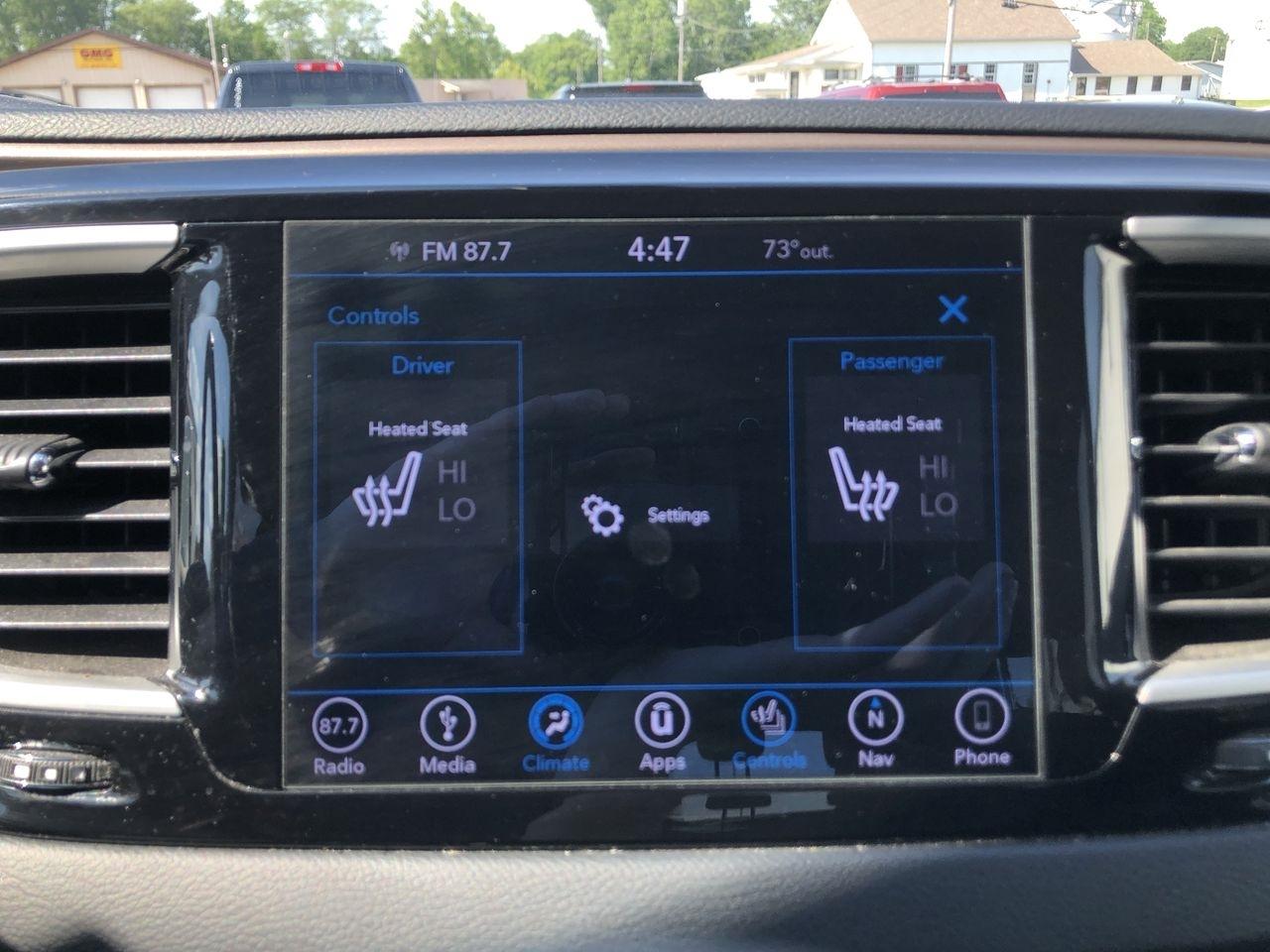 Chrysler Pacifica Touring L FWD 2018
