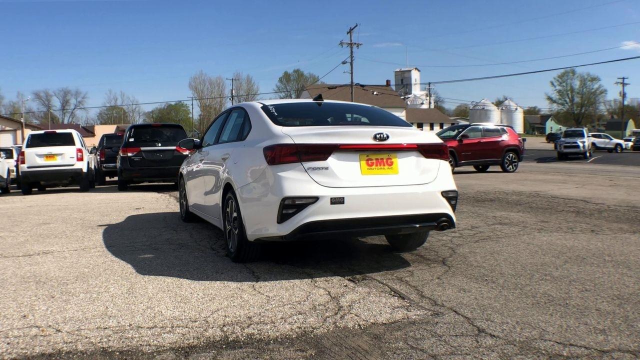 Kia Forte LXS IVT 2021