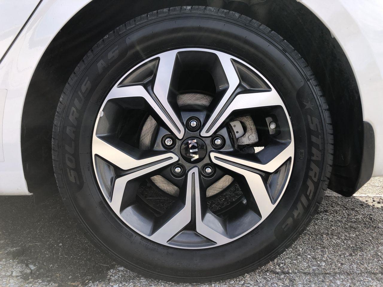 Kia Forte LXS IVT 2021