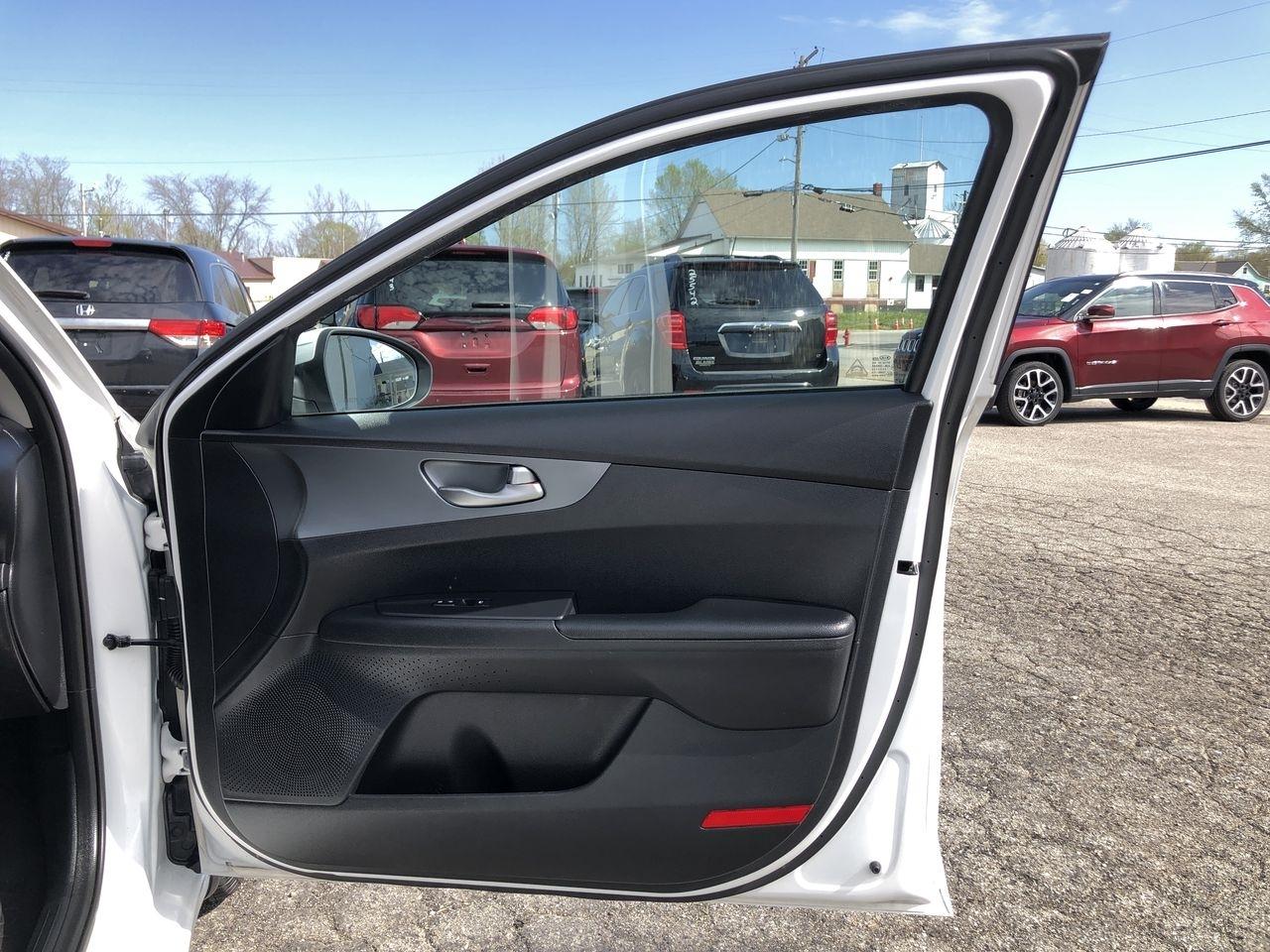 Kia Forte LXS IVT 2021