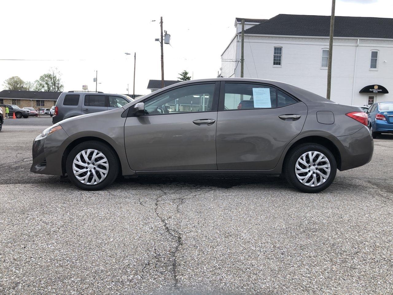 Toyota Corolla L CVT (Natl) 2017