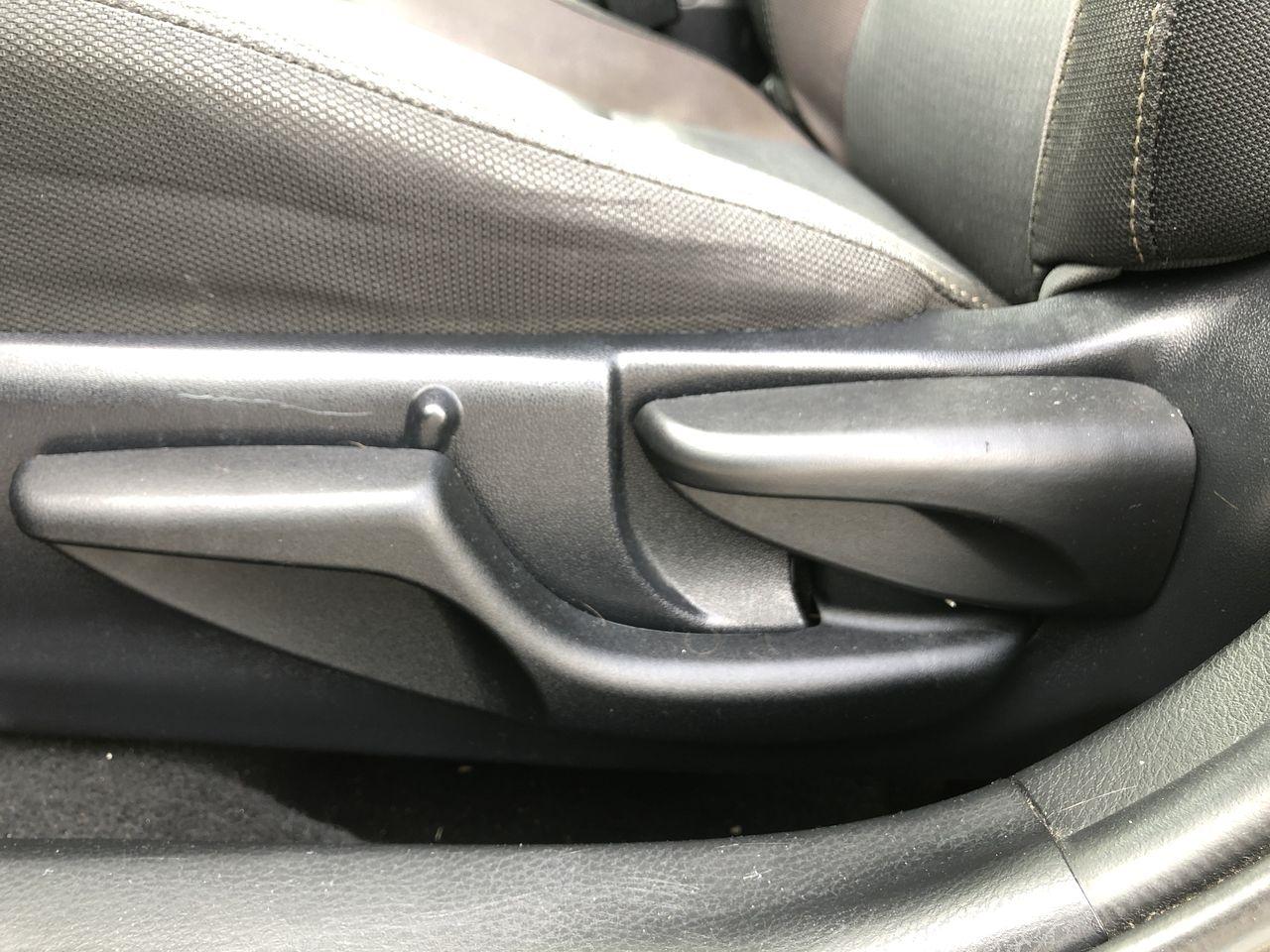 Toyota Corolla L CVT (Natl) 2017