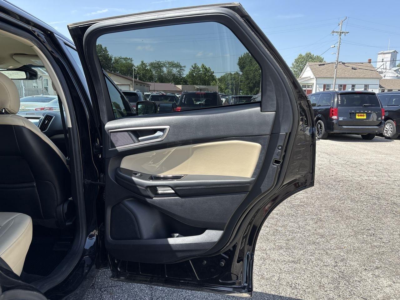 Ford Edge SEL AWD 2019