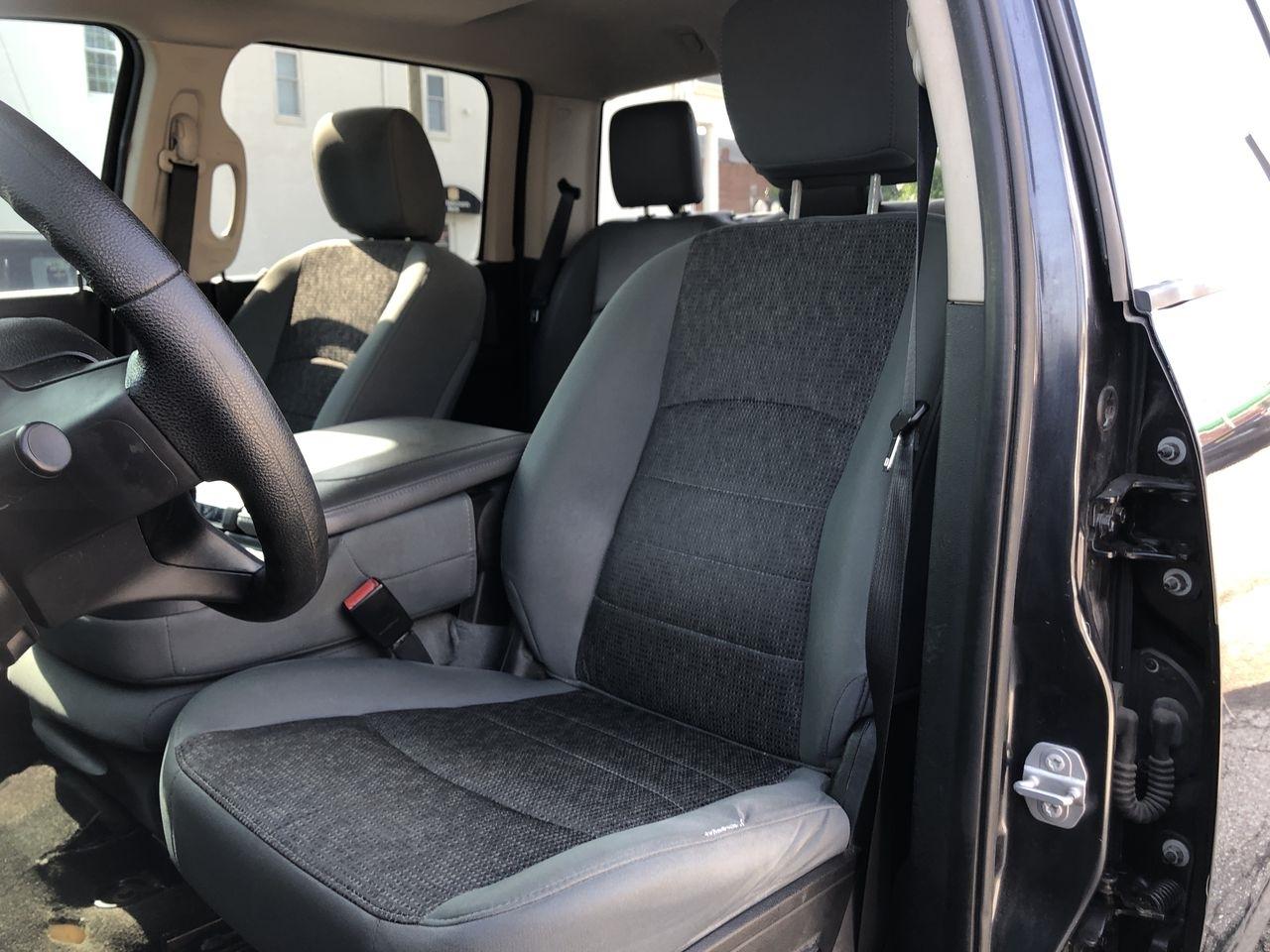 RAM 1500 4WD Crew Cab 140.5" SSV 2015