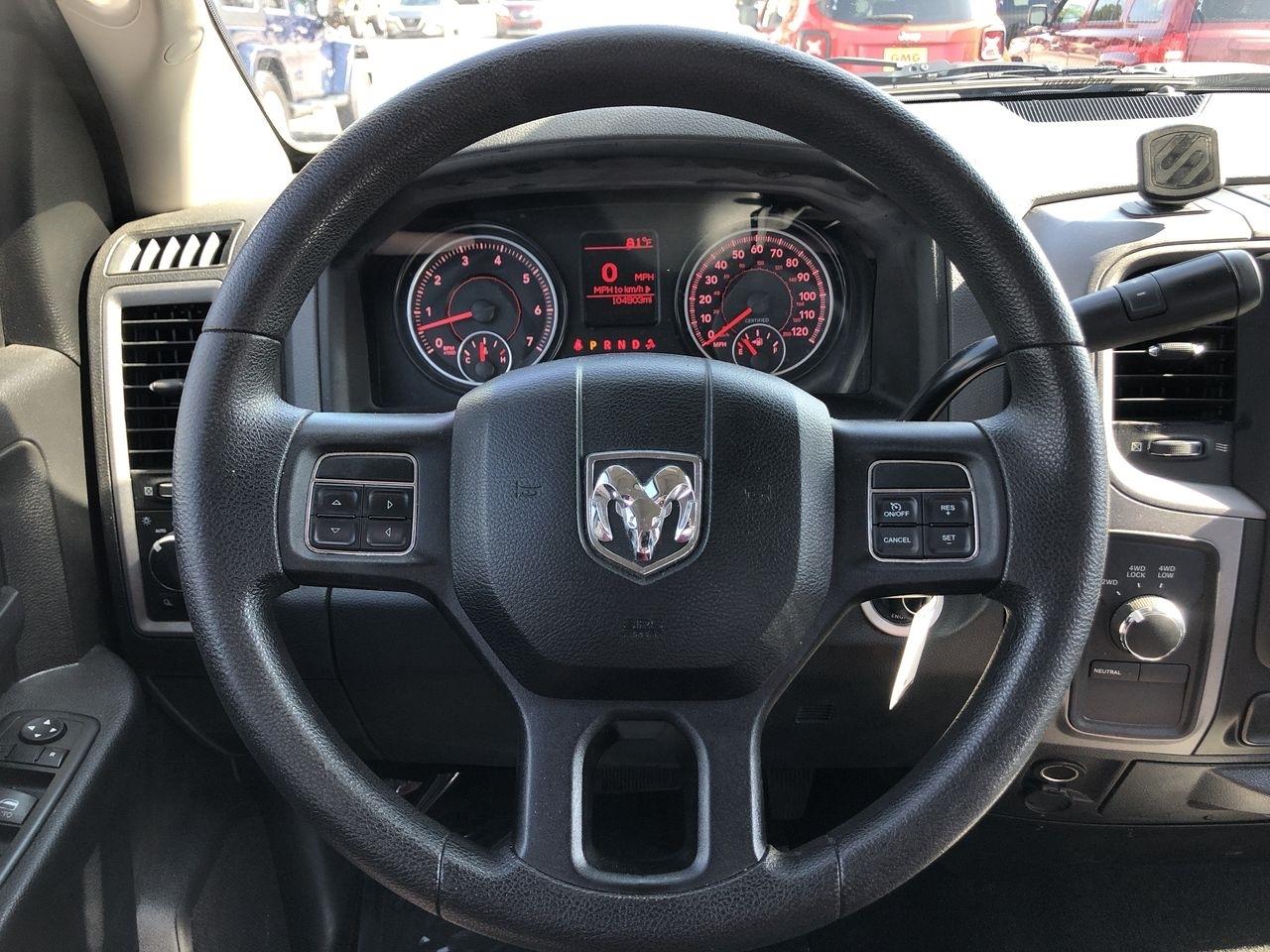 RAM 1500 4WD Crew Cab 140.5" SSV 2015