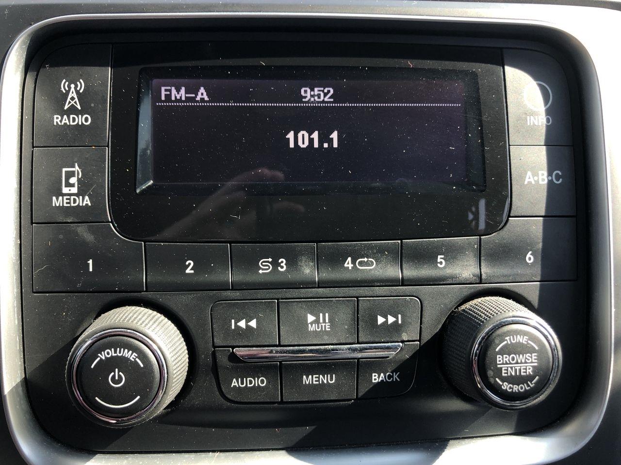 RAM 1500 4WD Crew Cab 140.5" SSV 2015