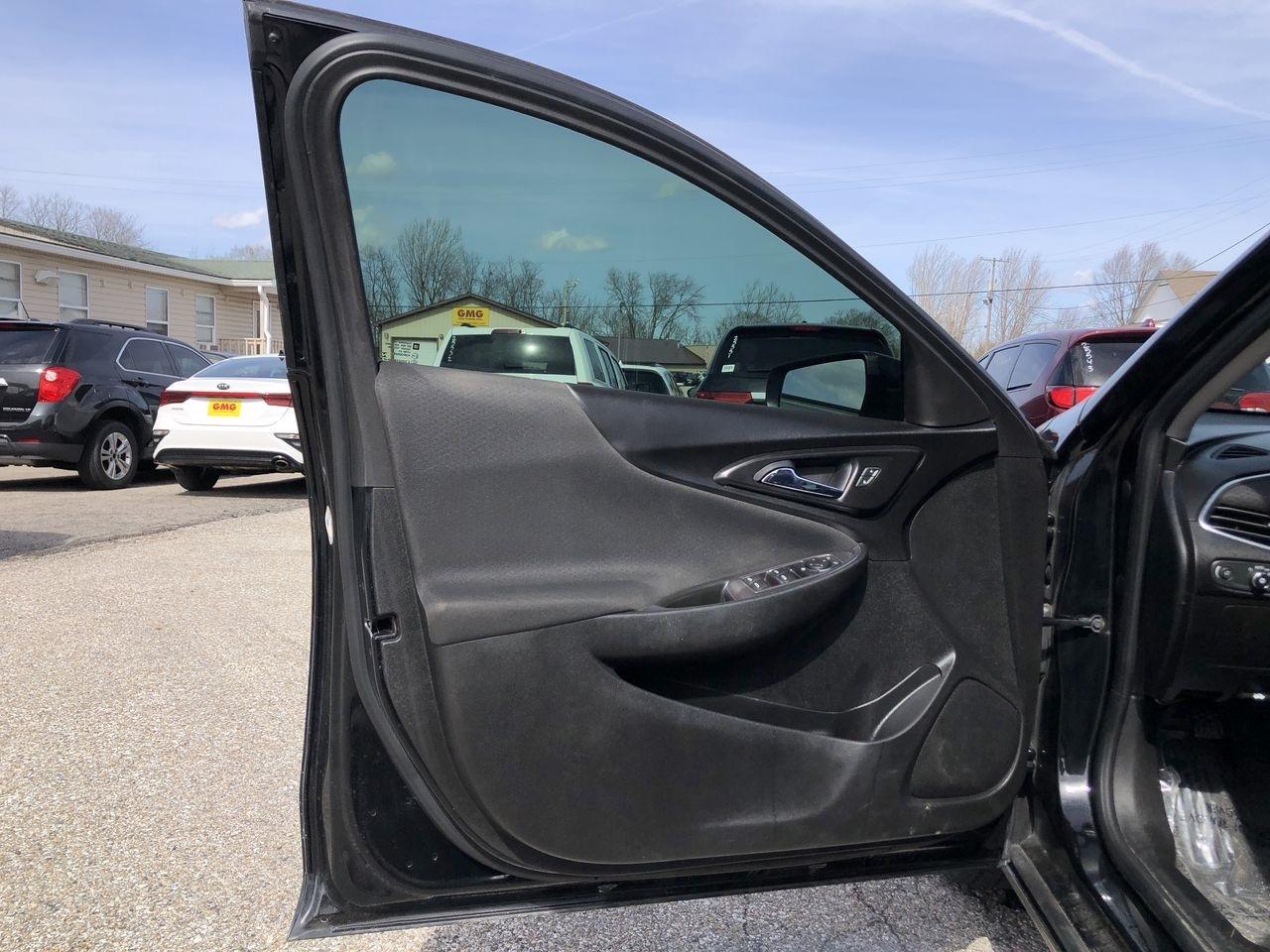 Chevrolet Malibu 4dr Sdn LT 2020