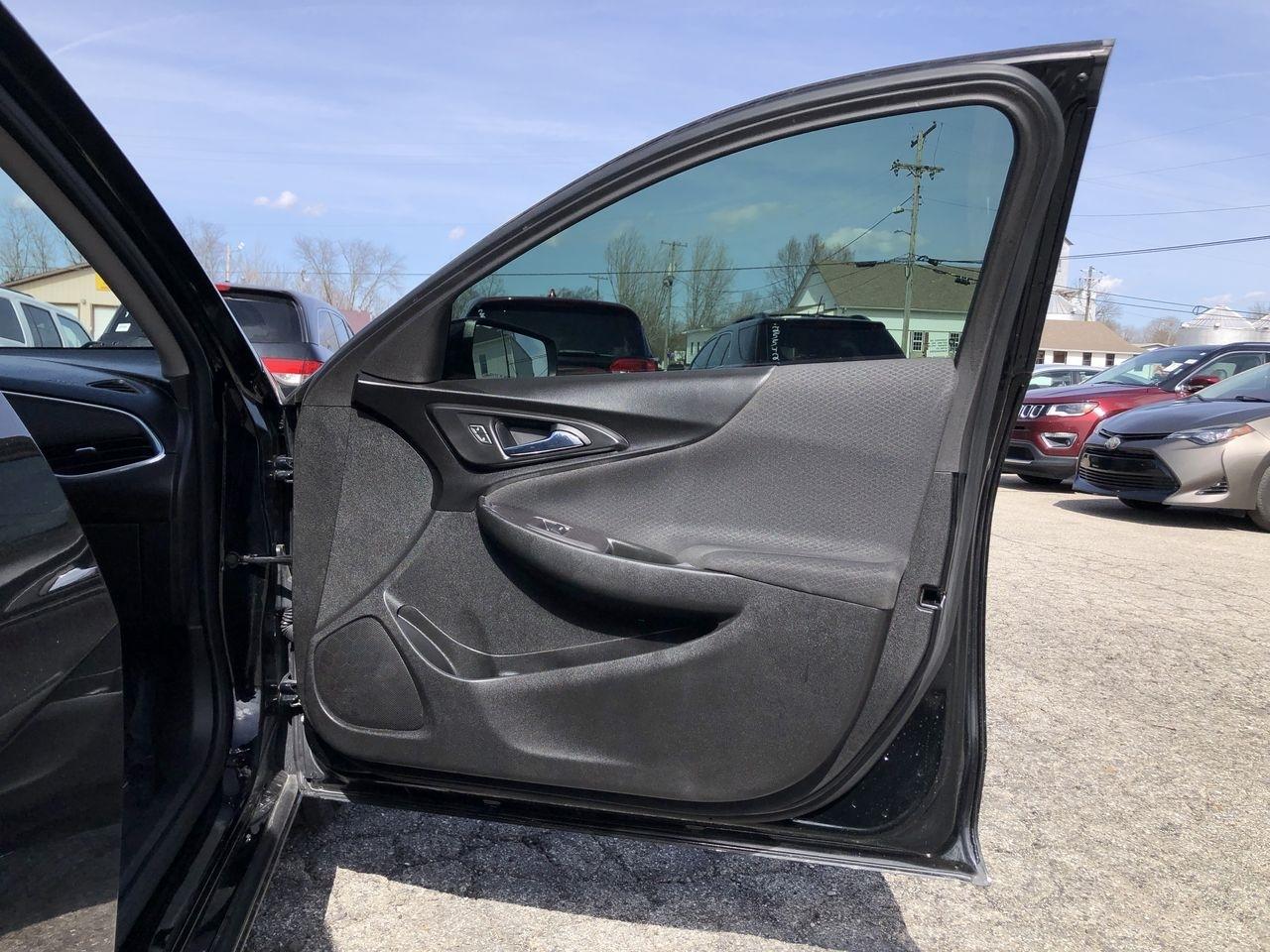 Chevrolet Malibu 4dr Sdn LT 2020