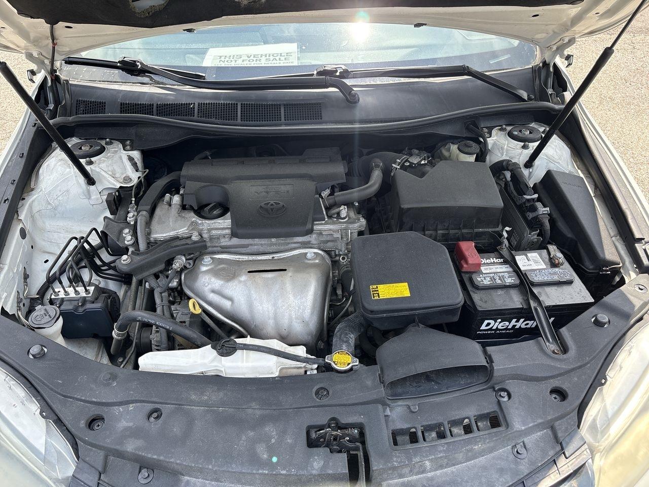 Toyota Camry 4dr Sdn I4 Auto XLE (Natl) 2015