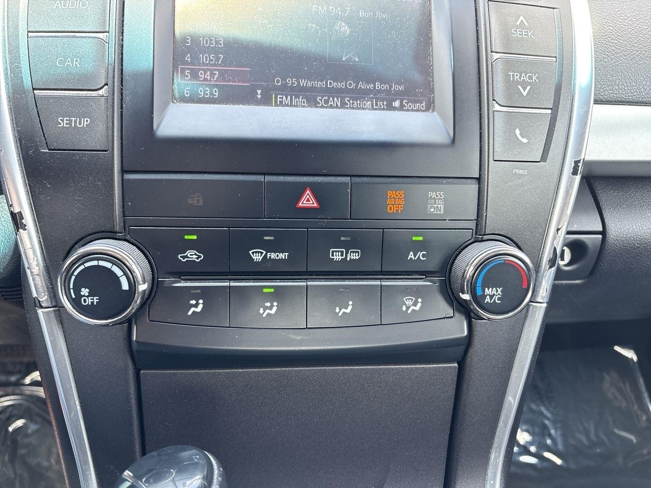 Toyota Camry 4dr Sdn I4 Auto XLE (Natl) 2015