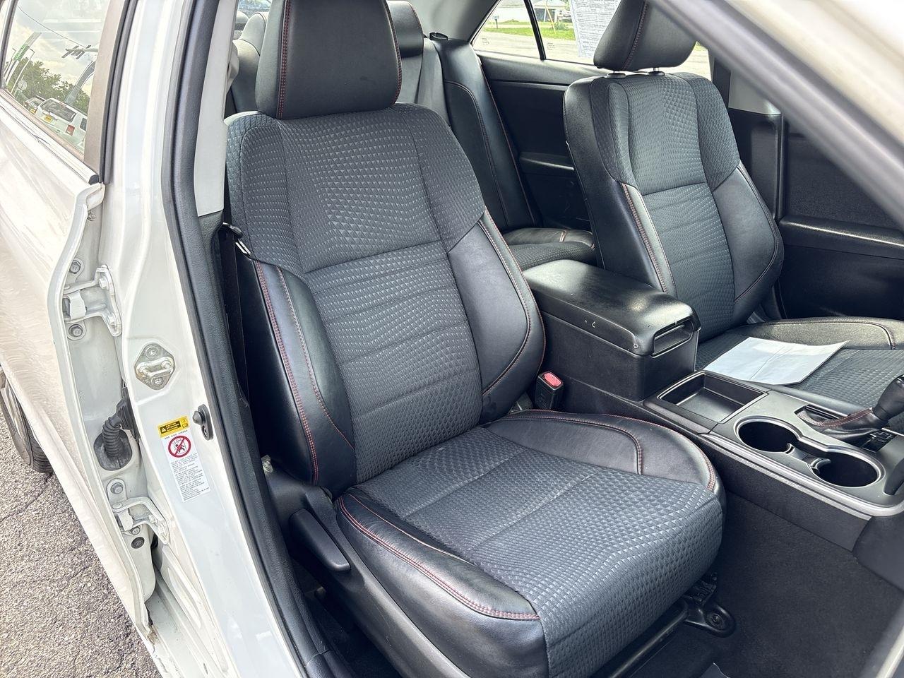 Toyota Camry 4dr Sdn I4 Auto XLE (Natl) 2015