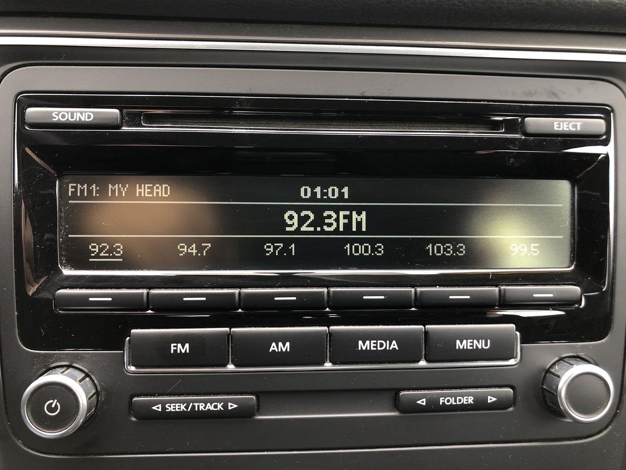 Volkswagen Passat 4dr Sdn 2.5L Manual S PZEV 2013