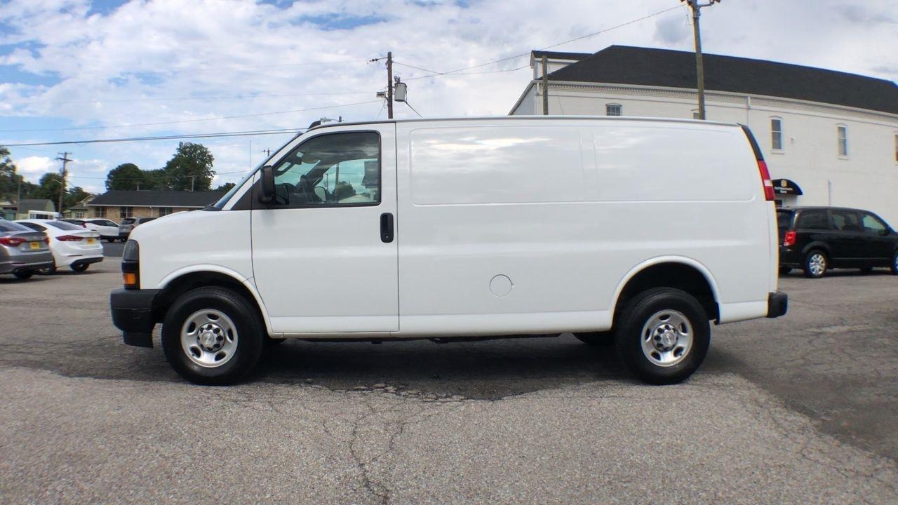 Chevrolet Express Cargo Van RWD 2500 135" 2019