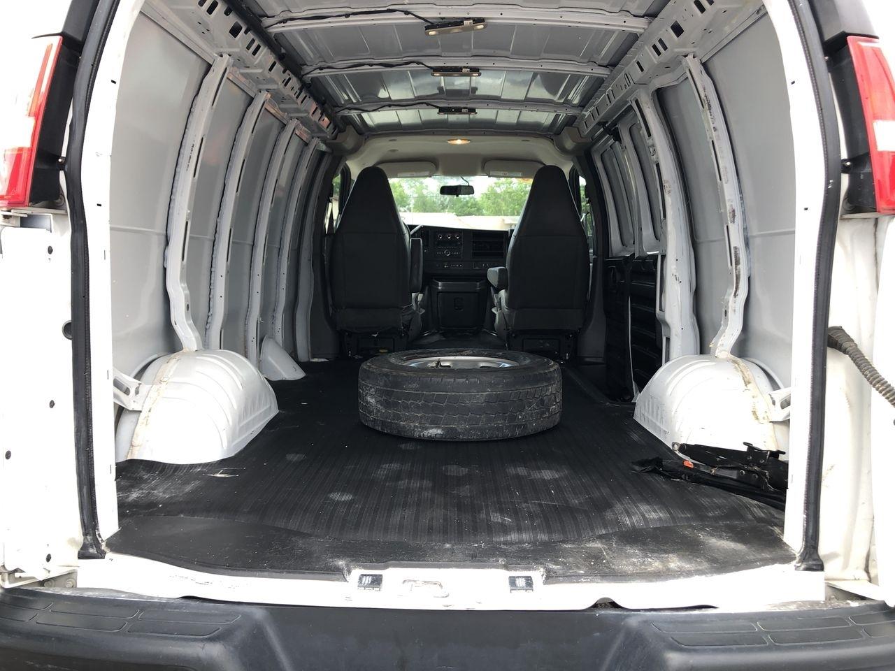 Chevrolet Express Cargo Van RWD 2500 135" 2019