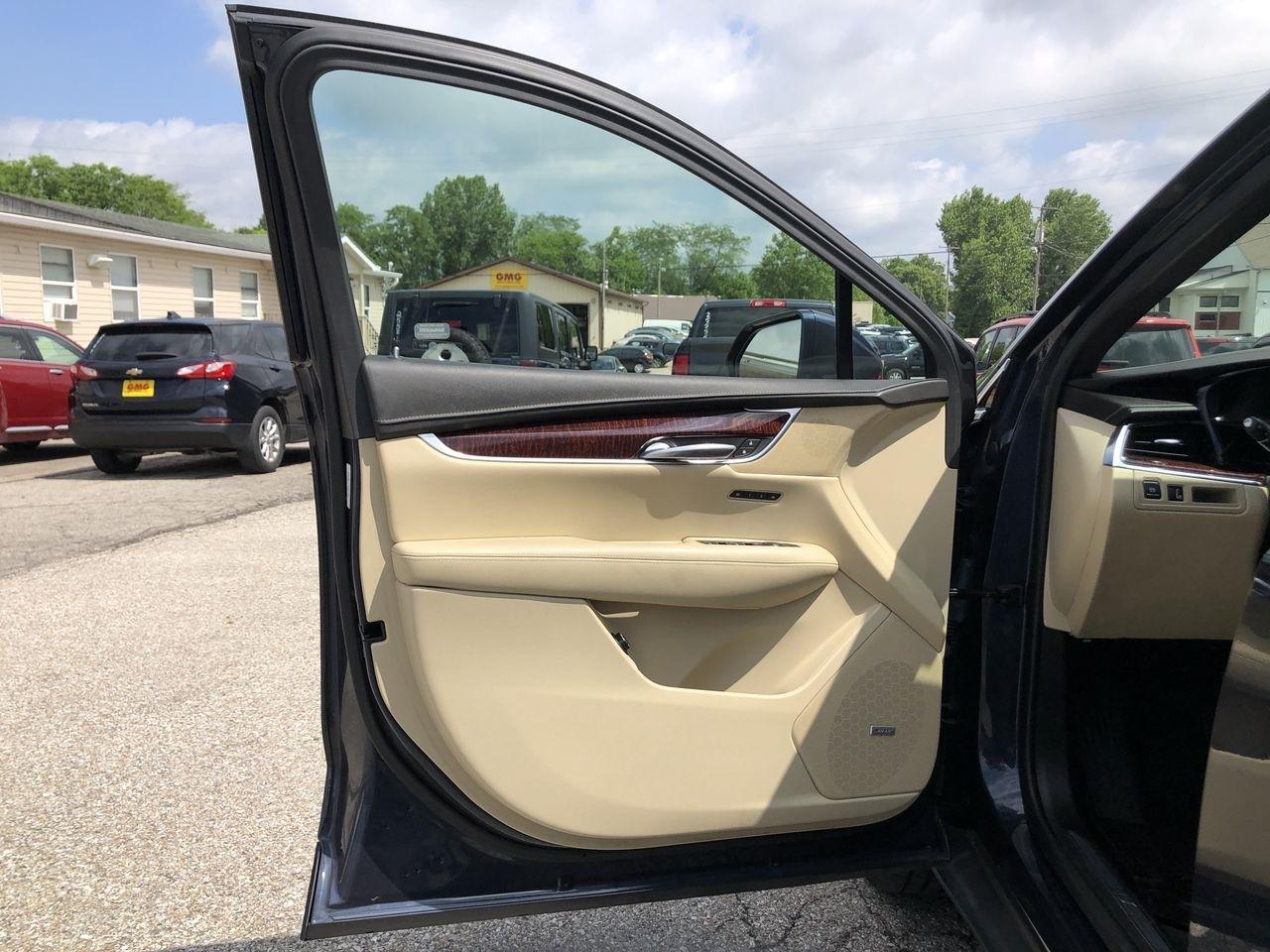 Cadillac XT5 AWD 4dr Premium Luxury 2018