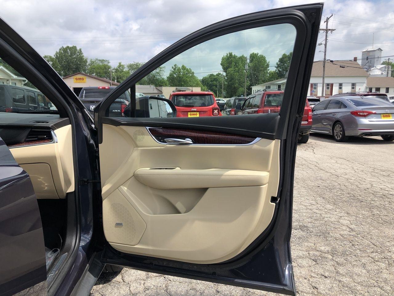 Cadillac XT5 AWD 4dr Premium Luxury 2018