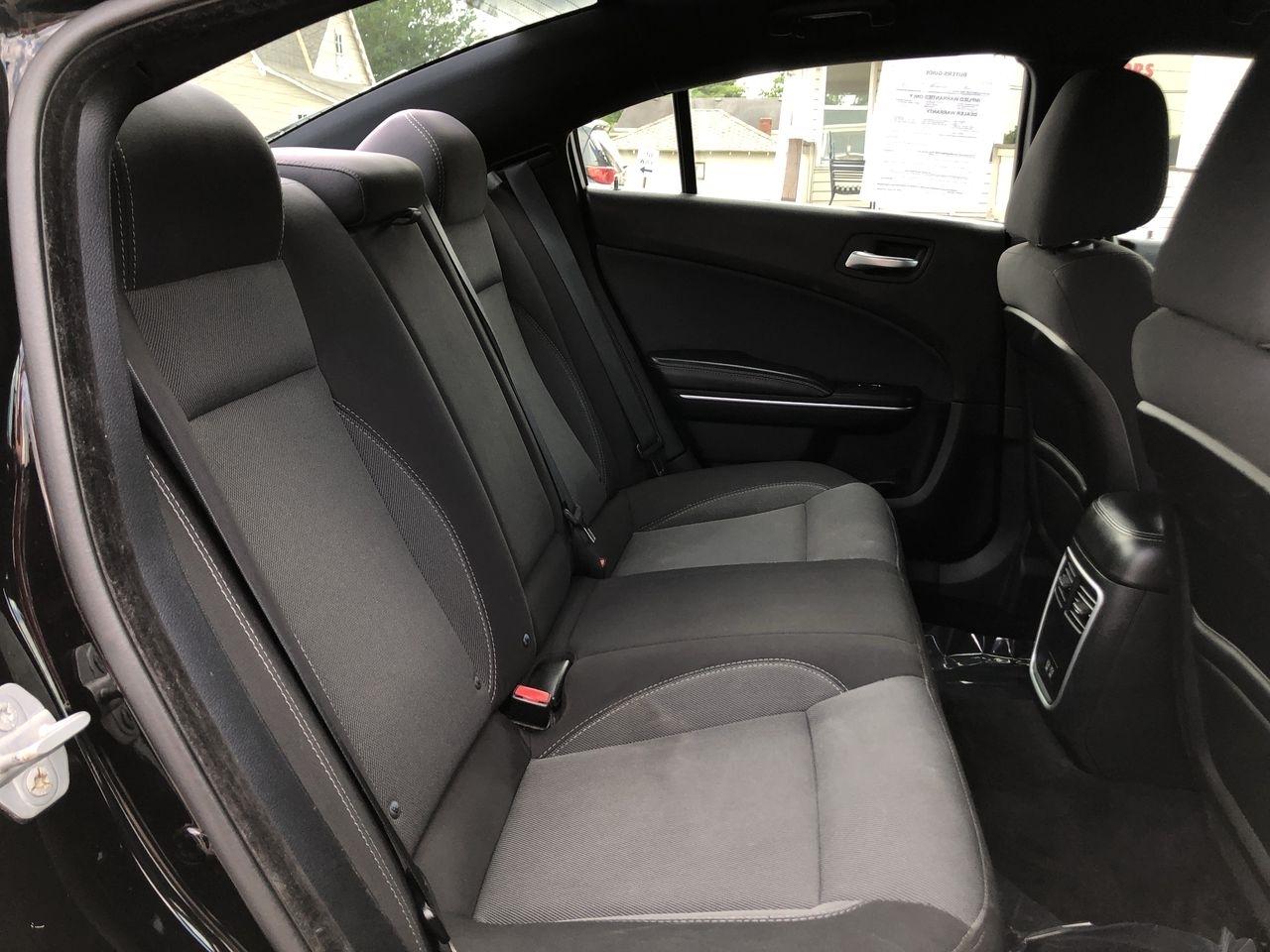 Dodge Charger 4dr Sdn SE AWD 2015