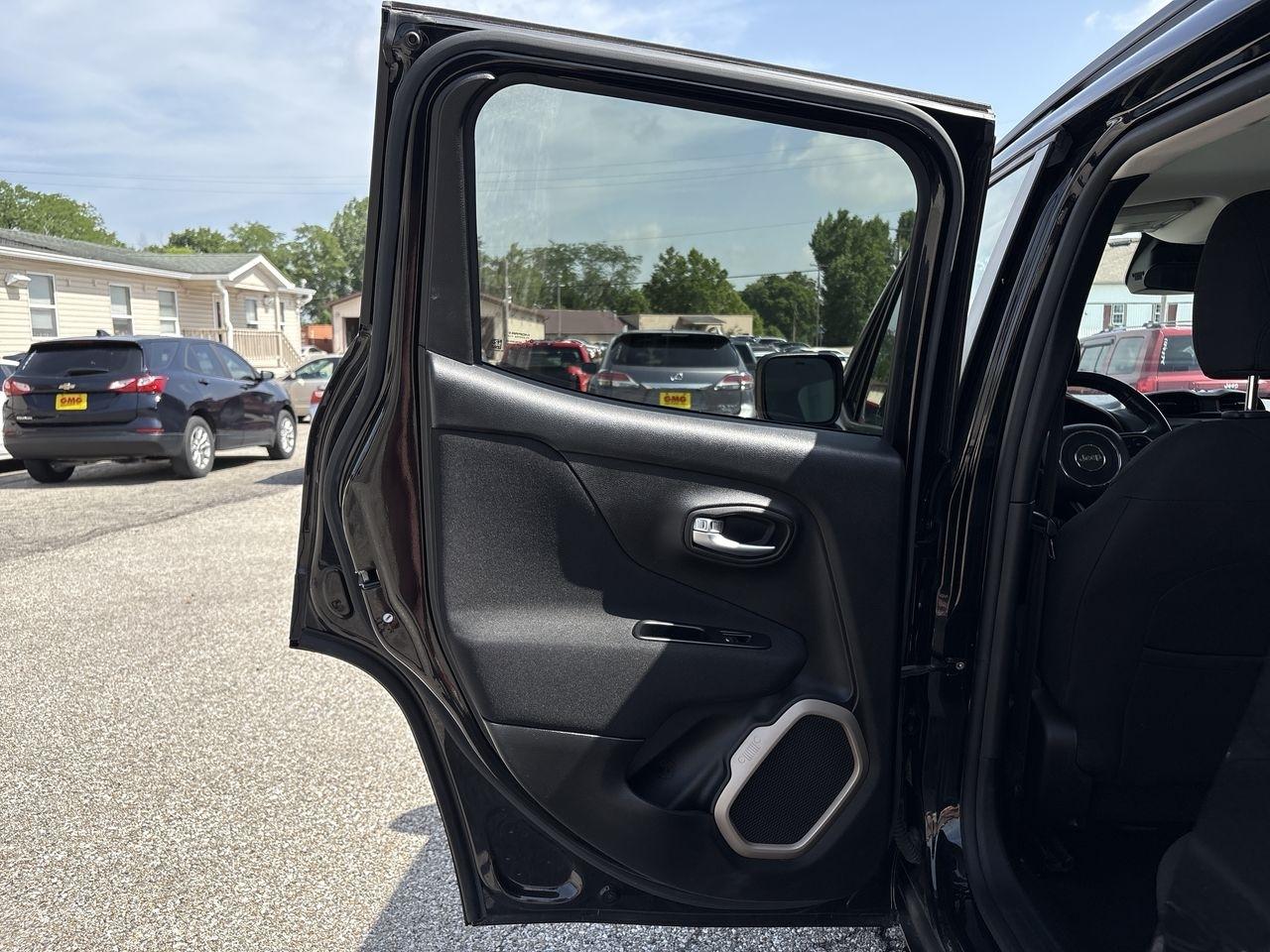 Jeep Renegade FWD 4dr Latitude 2016