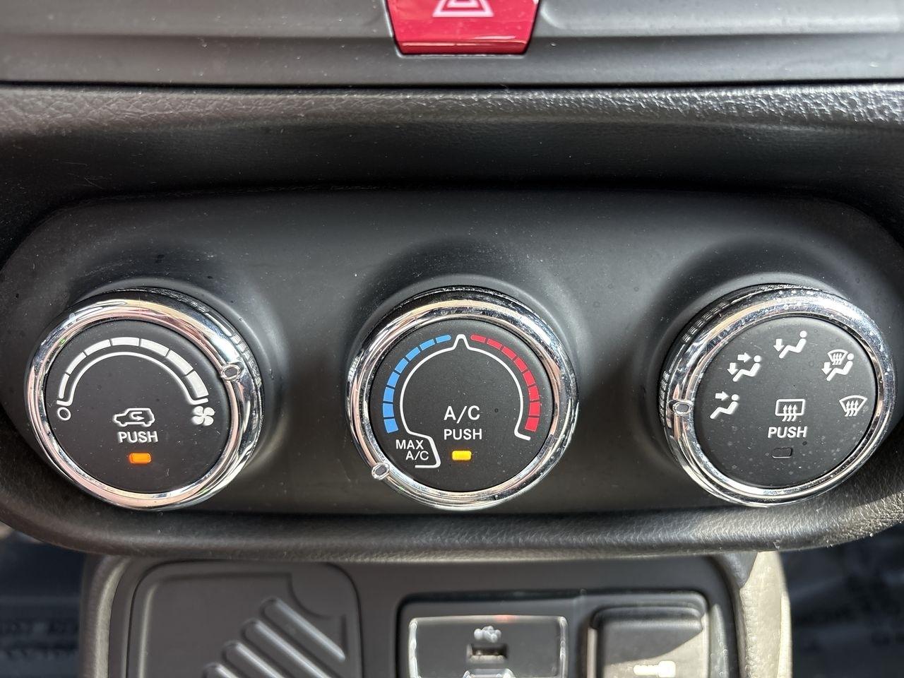 Jeep Renegade FWD 4dr Latitude 2016