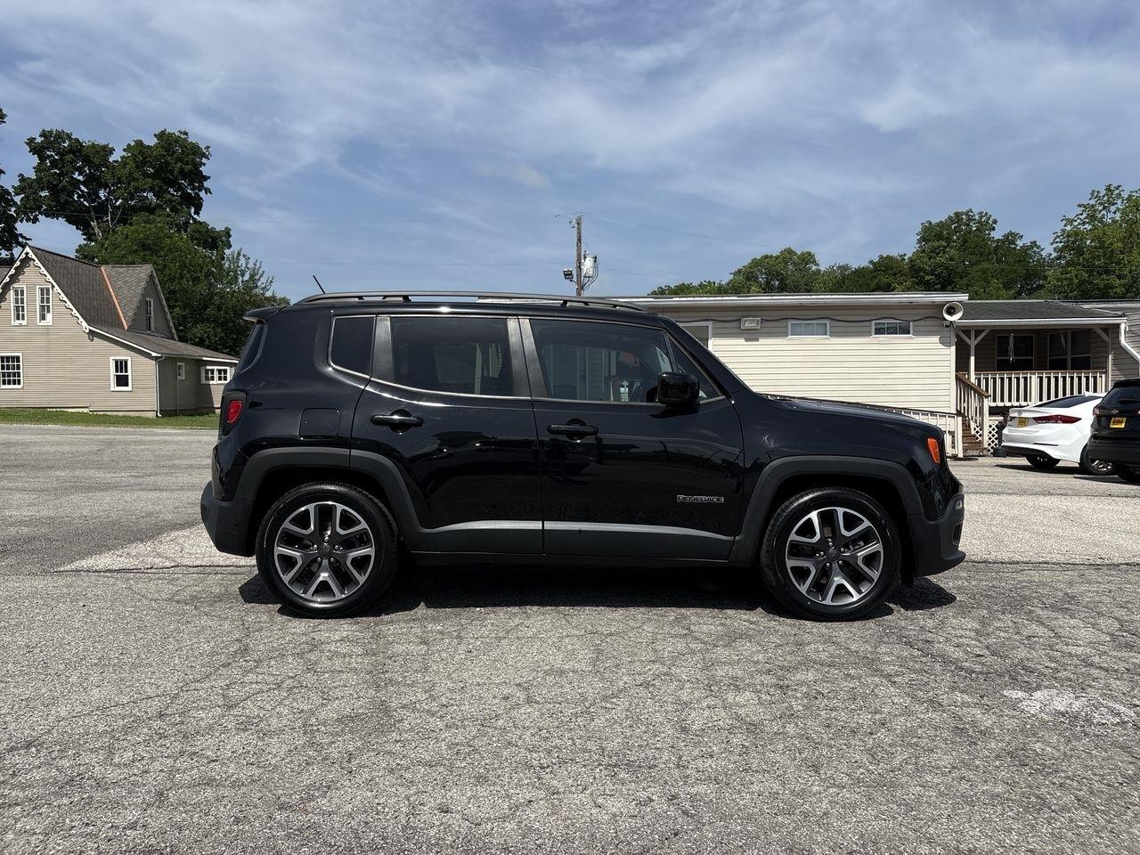 Jeep Renegade FWD 4dr Latitude 2016