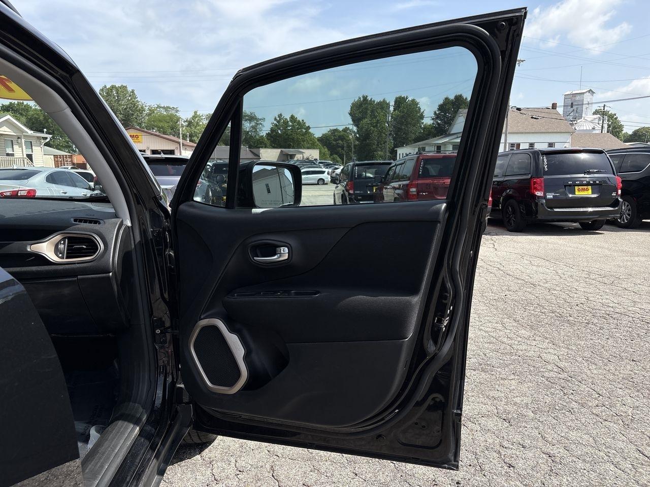 Jeep Renegade FWD 4dr Latitude 2016