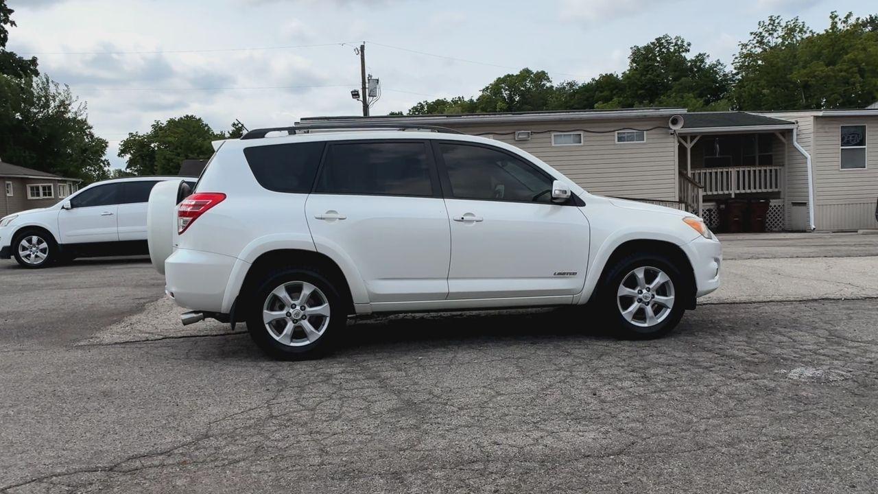 Toyota RAV4 4WD 4dr I4 Limited (Natl) 2012