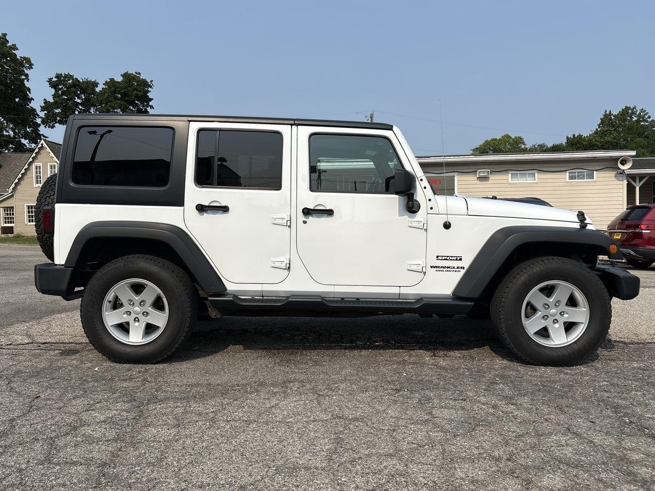 Jeep Wrangler Unlimited Sport 4x4 2017