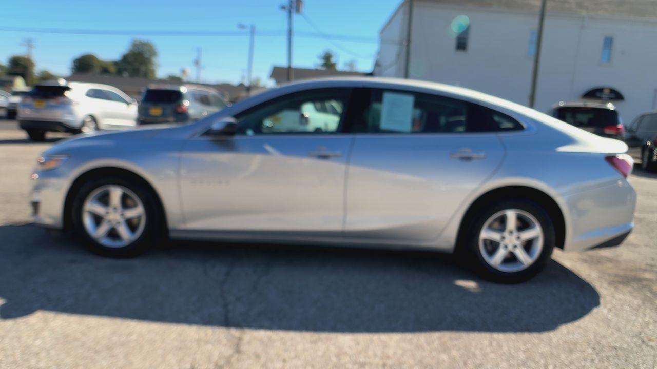 Chevrolet Malibu 4dr Sdn LT 2022