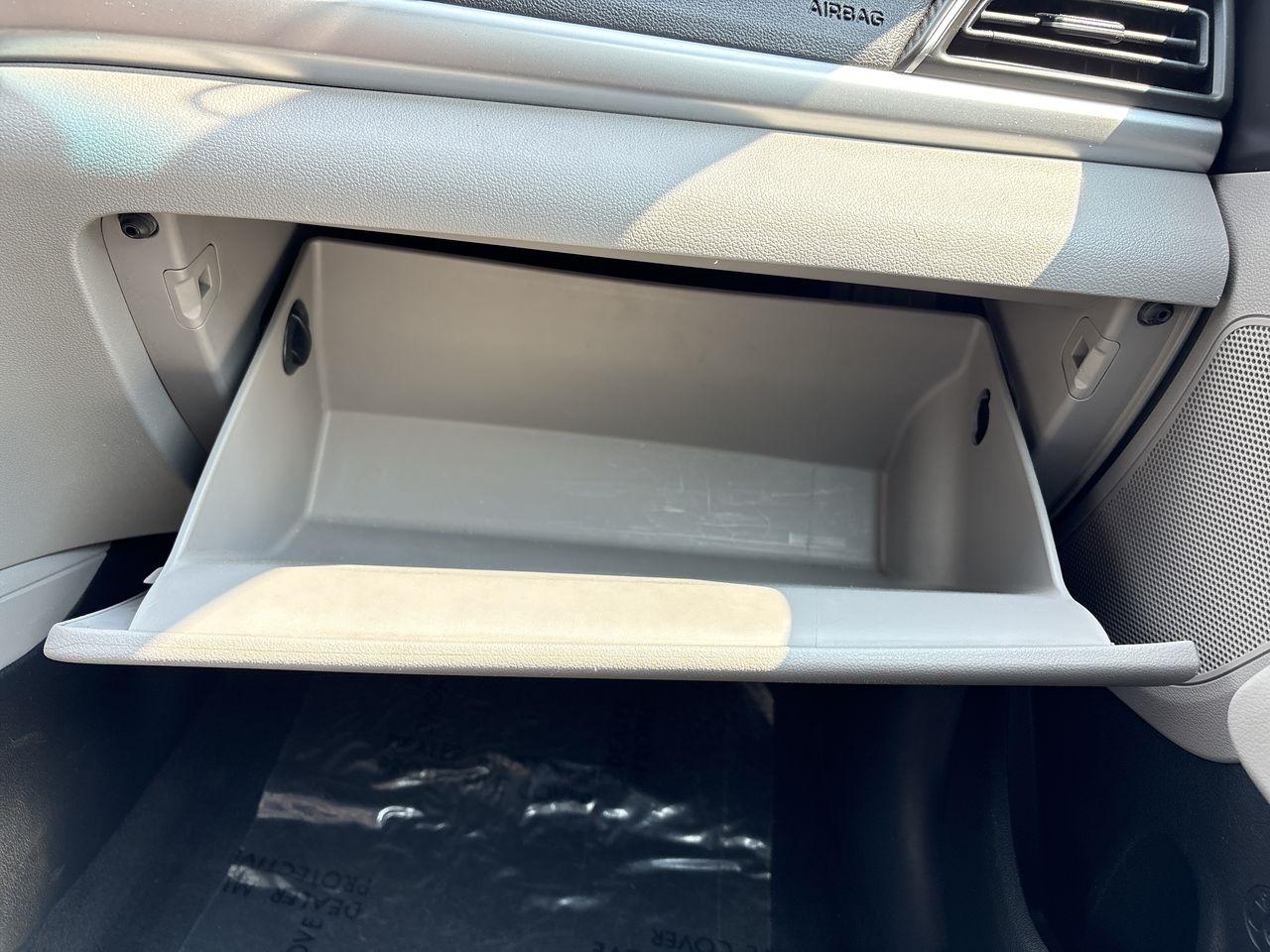 Hyundai Elantra SEL IVT 2020