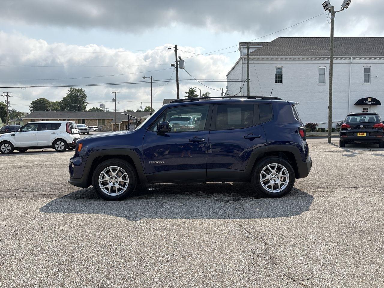 Jeep Renegade Latitude FWD 2021