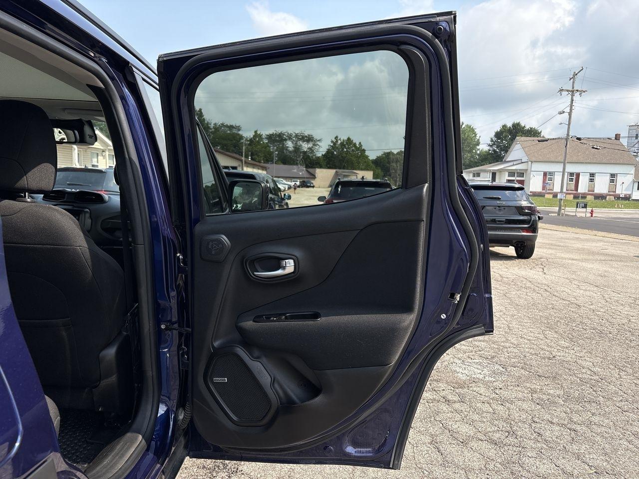 Jeep Renegade Latitude FWD 2021
