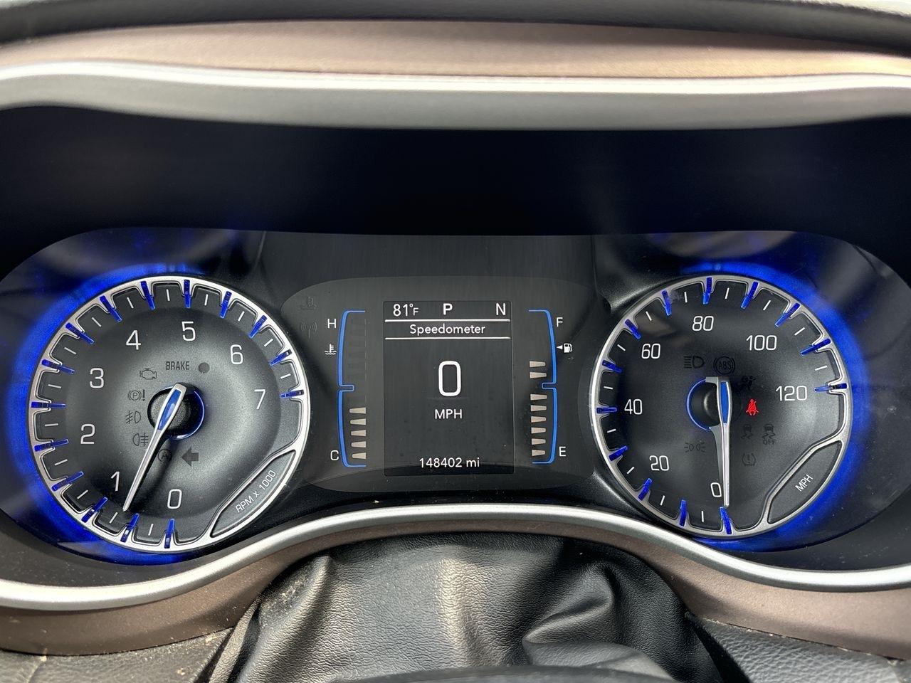 Chrysler Pacifica Touring-L FWD 2017
