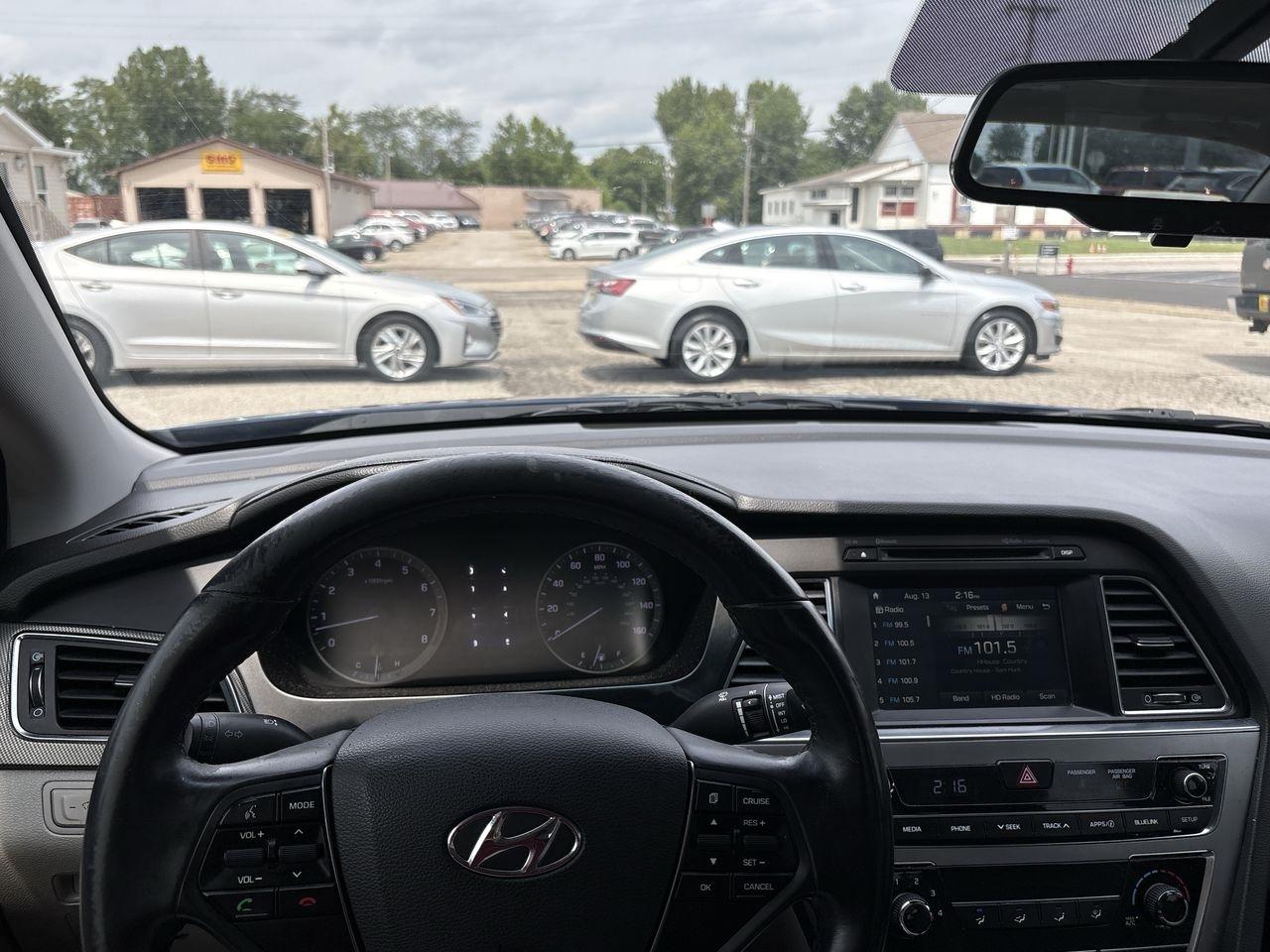 Hyundai Sonata 4dr Sdn 2.4L Sport 2016