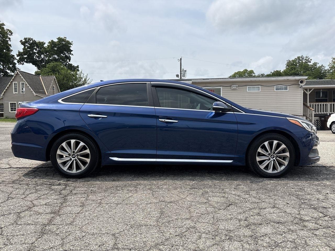 Hyundai Sonata 4dr Sdn 2.4L Sport 2016