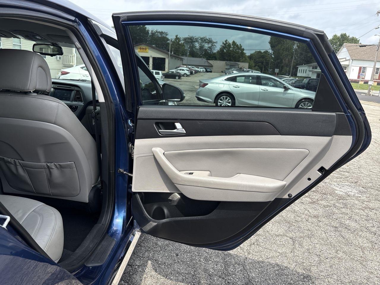 Hyundai Sonata 4dr Sdn 2.4L Sport 2016
