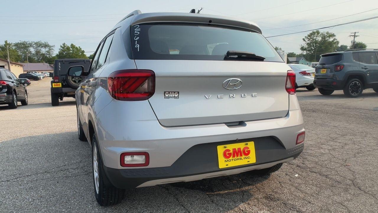 Hyundai Venue SEL IVT 2020